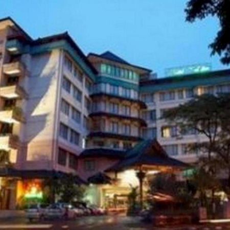 Kedaton Hotel Bandung Exterior foto