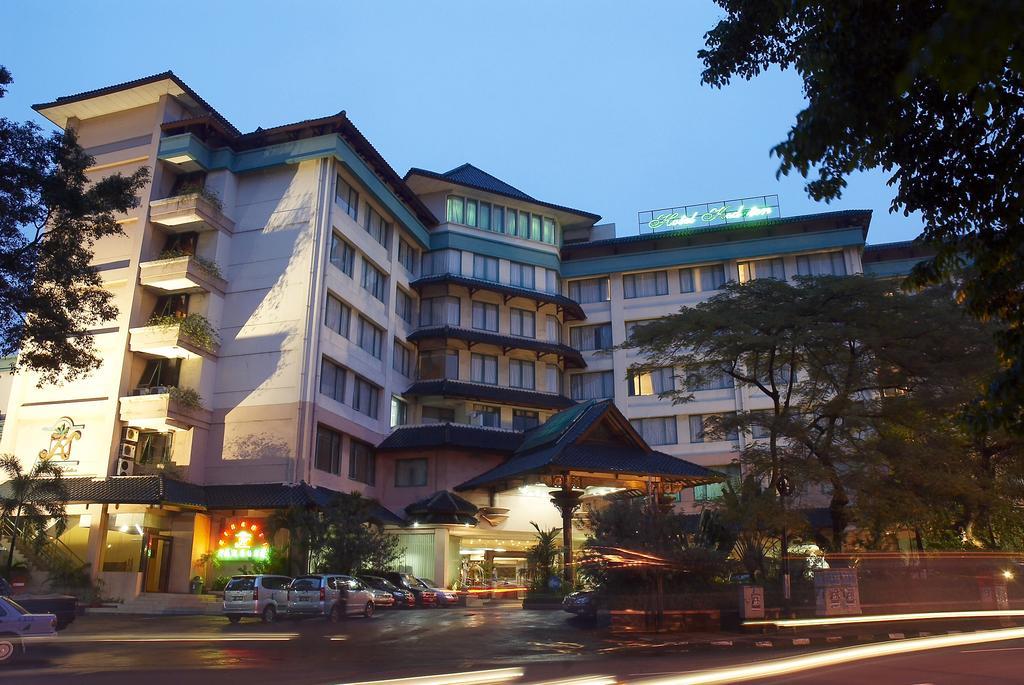 Kedaton Hotel Bandung Exterior foto